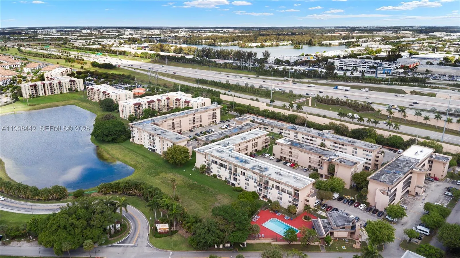 Miami, Florida 33172, 2 Bedrooms Bedrooms, ,2 BathroomsBathrooms,Residential,For Sale,A11998442