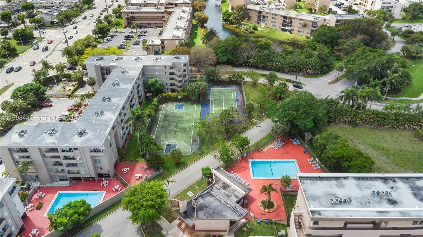 Miami, Florida 33172, 2 Bedrooms Bedrooms, ,2 BathroomsBathrooms,Residential,For Sale,A11998442