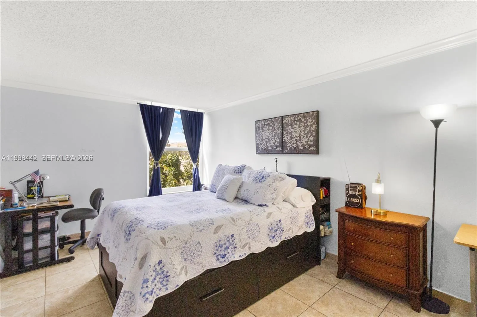 Miami, Florida 33172, 2 Bedrooms Bedrooms, ,2 BathroomsBathrooms,Residential,For Sale,A11998442