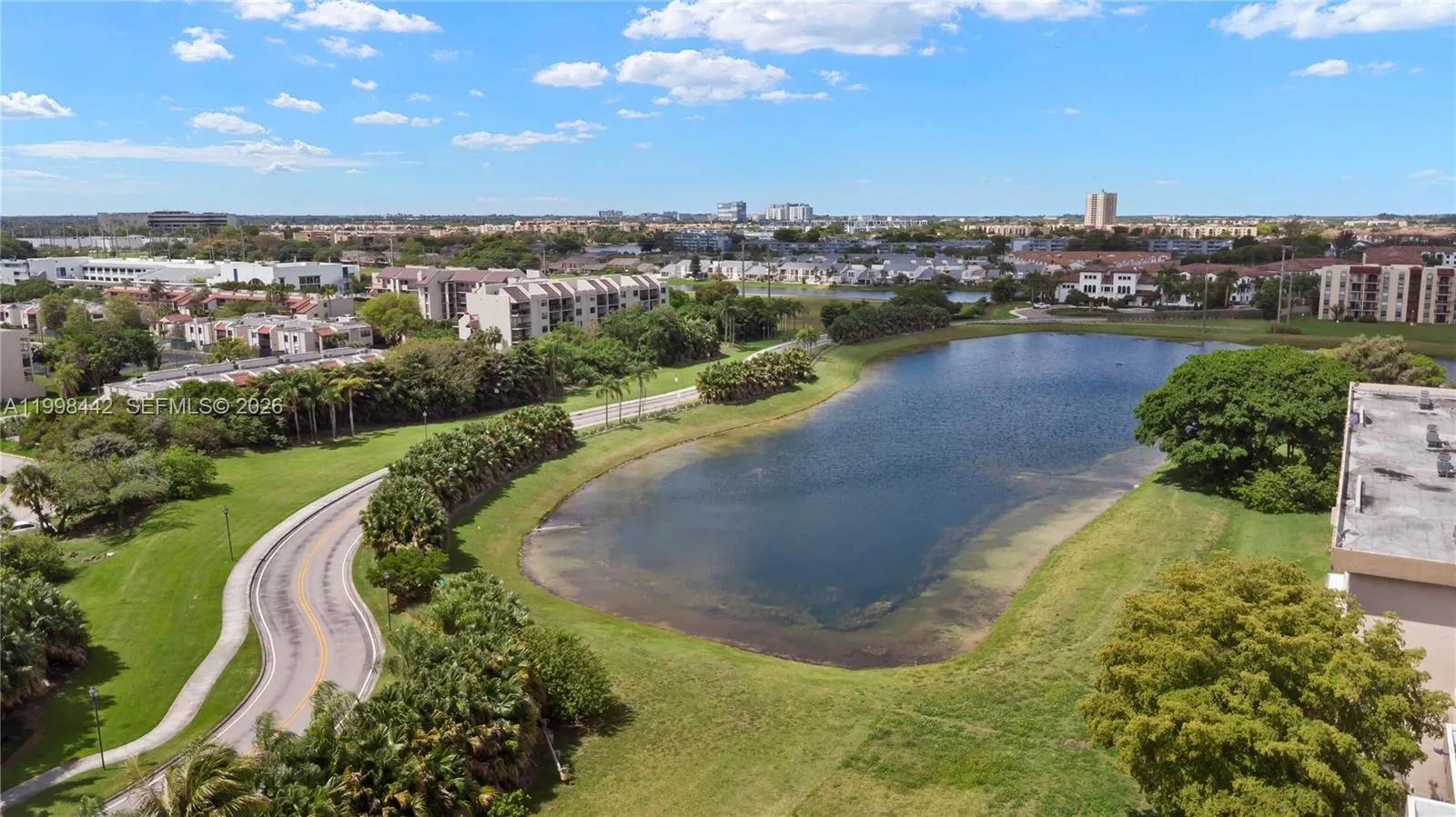 Miami, Florida 33172, 2 Bedrooms Bedrooms, ,2 BathroomsBathrooms,Residential,For Sale,A11998442