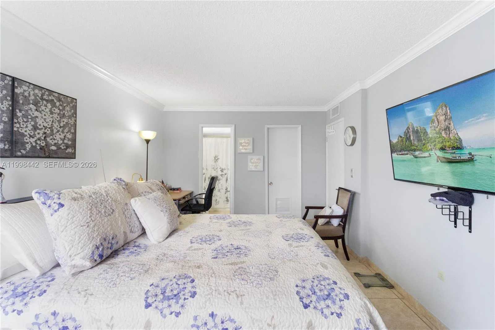 Miami, Florida 33172, 2 Bedrooms Bedrooms, ,2 BathroomsBathrooms,Residential,For Sale,A11998442
