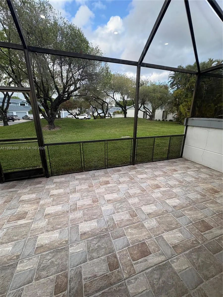 9881 Nw 52nd Ter 9881, Doral, Florida 33178, Doral, Florida 33178, 3 Bedrooms Bedrooms, ,2 BathroomsBathrooms,Residential Lease,For Rent,9881 Nw 52nd Ter 9881, Doral, Florida 33178,A11998489