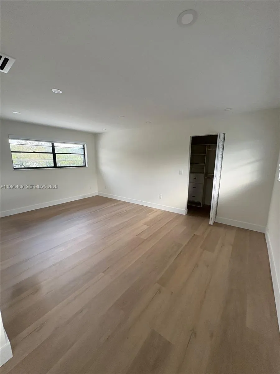 9881 Nw 52nd Ter 9881, Doral, Florida 33178, Doral, Florida 33178, 3 Bedrooms Bedrooms, ,2 BathroomsBathrooms,Residential Lease,For Rent,9881 Nw 52nd Ter 9881, Doral, Florida 33178,A11998489