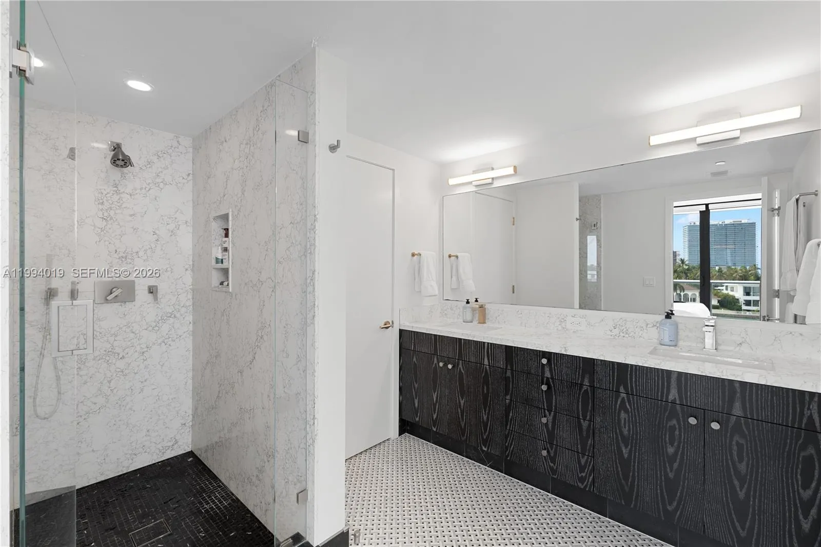 Primary Bath\n