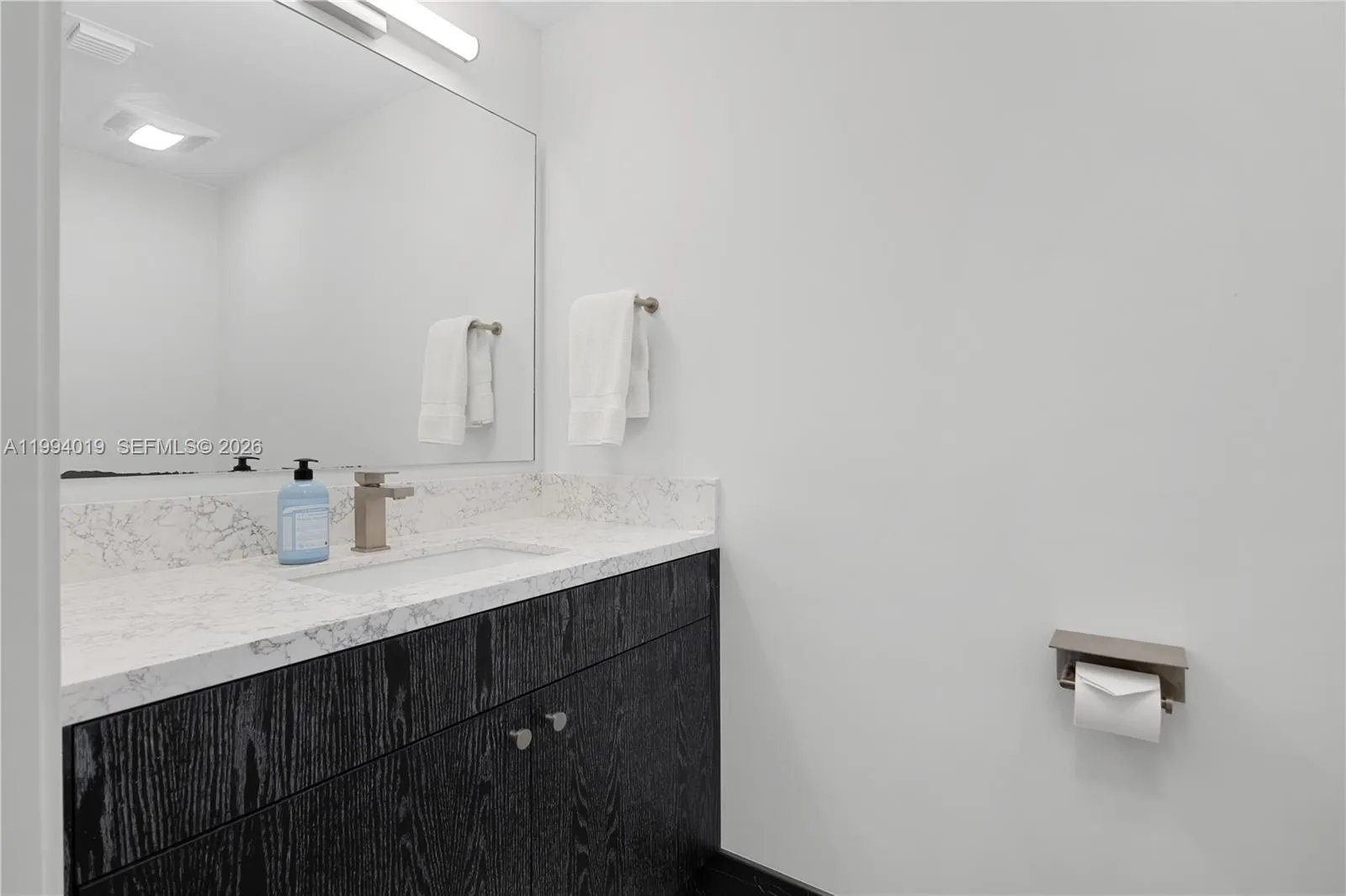 10201 E Bay Harbor Dr 507, Bay Harbor Islands, Flo, Bay Harbor Islands, Florida 33154, 4 Bedrooms Bedrooms, ,3 BathroomsBathrooms,Residential,For Sale,10201 E Bay Harbor Dr 507, Bay Harbor Islands, Flo,A11994019