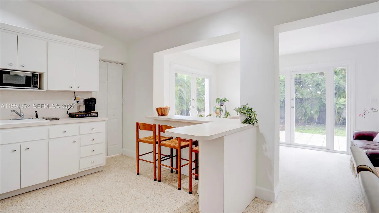 2905 Sw 93rd Ct, Miami, Florida 33165, Miami, Florida 33165, 3 Bedrooms Bedrooms, ,2 BathroomsBathrooms,Residential,For Sale,2905 Sw 93rd Ct, Miami, Florida 33165,A11994352