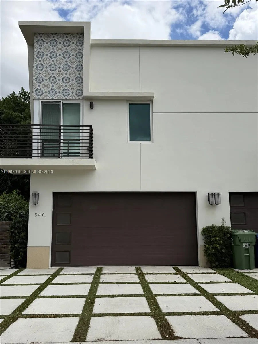 540 Sw 6th Ave 0, Fort Lauderdale, Florida 33315, Fort Lauderdale, Florida 33315, 3 Bedrooms Bedrooms, ,2 BathroomsBathrooms,Residential Lease,For Rent,540 Sw 6th Ave 0, Fort Lauderdale, Florida 33315,A11997010