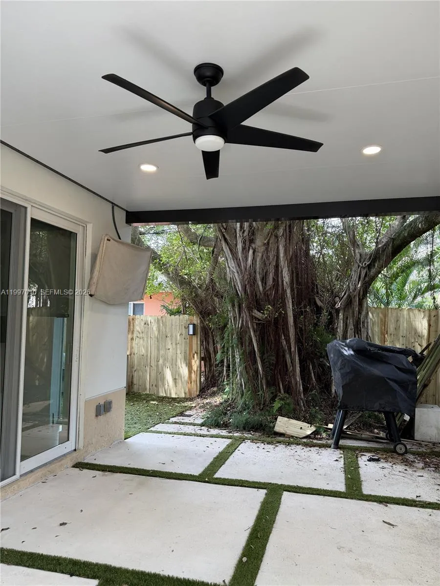 540 Sw 6th Ave 0, Fort Lauderdale, Florida 33315, Fort Lauderdale, Florida 33315, 3 Bedrooms Bedrooms, ,2 BathroomsBathrooms,Residential Lease,For Rent,540 Sw 6th Ave 0, Fort Lauderdale, Florida 33315,A11997010