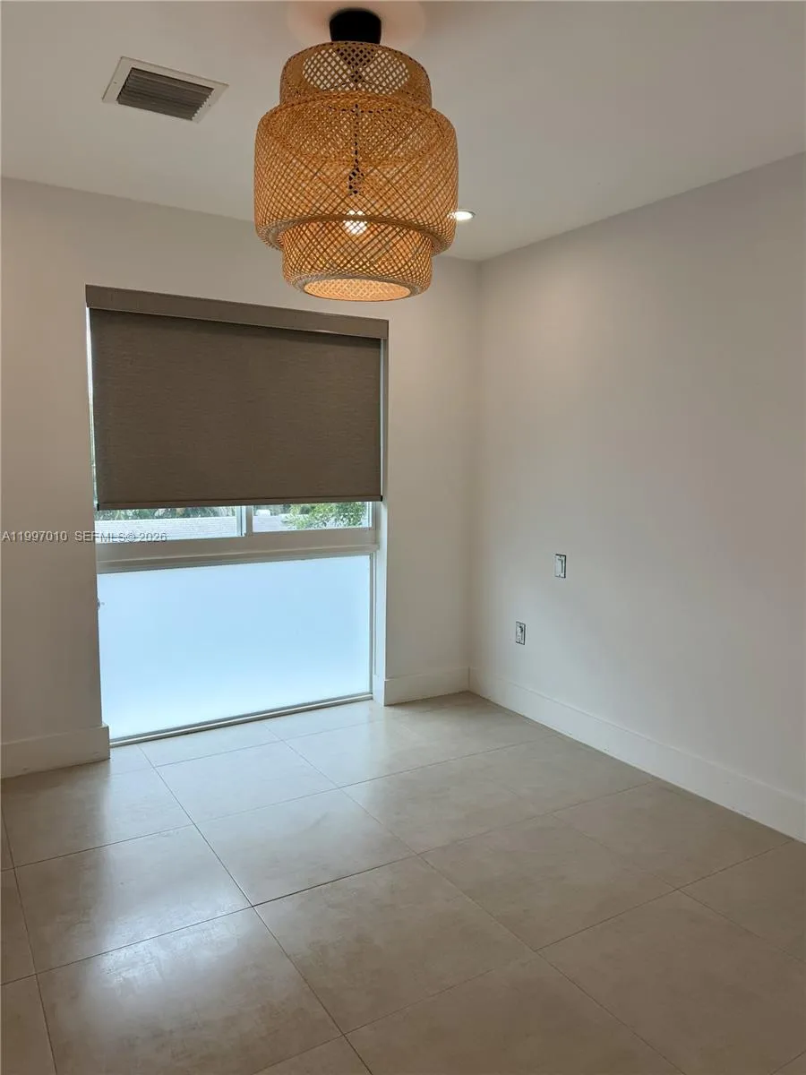 540 Sw 6th Ave 0, Fort Lauderdale, Florida 33315, Fort Lauderdale, Florida 33315, 3 Bedrooms Bedrooms, ,2 BathroomsBathrooms,Residential Lease,For Rent,540 Sw 6th Ave 0, Fort Lauderdale, Florida 33315,A11997010