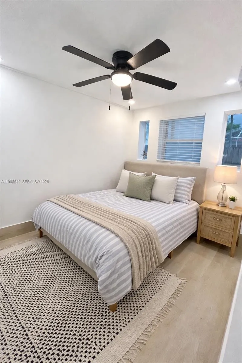 Hollywood, Florida 33019, 1 Bedroom Bedrooms, ,1 BathroomBathrooms,Residential Lease,For Rent,A11998541