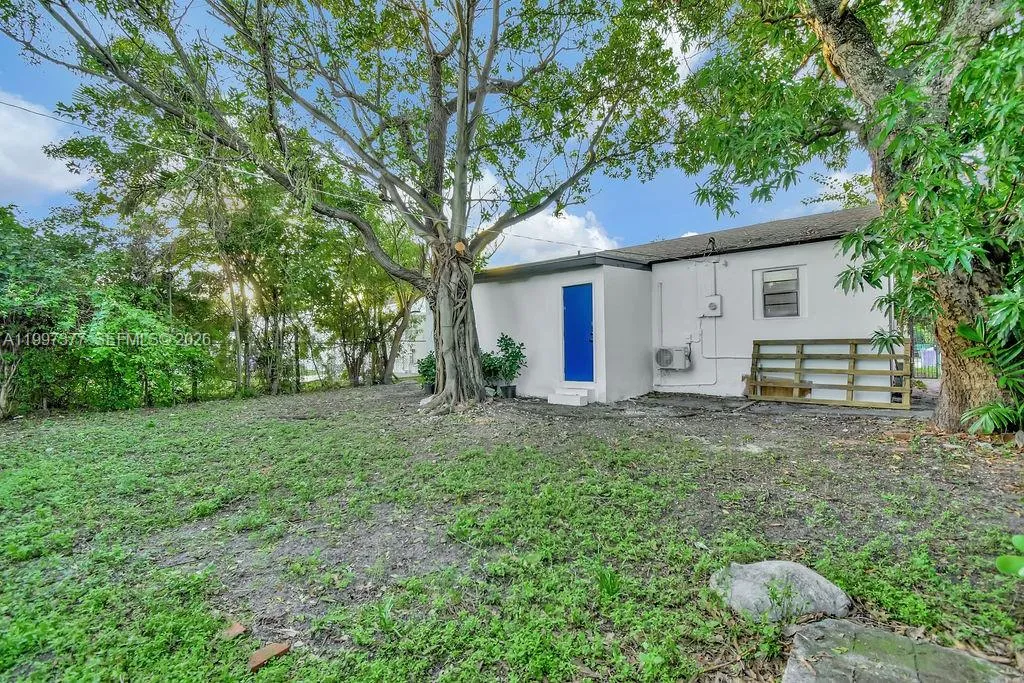 547 Nw 49th St ., Miami, Florida 33127, Miami, Florida 33127, 3 Bedrooms Bedrooms, ,2 BathroomsBathrooms,Residential Lease,For Rent,547 Nw 49th St ., Miami, Florida 33127,A11997377