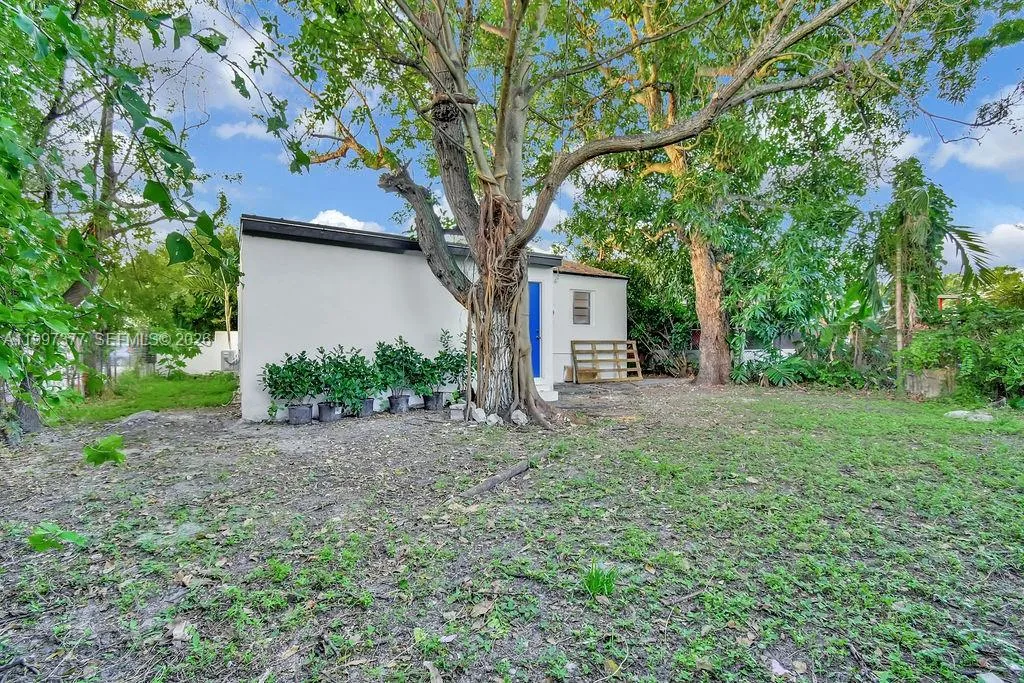 547 Nw 49th St ., Miami, Florida 33127, Miami, Florida 33127, 3 Bedrooms Bedrooms, ,2 BathroomsBathrooms,Residential Lease,For Rent,547 Nw 49th St ., Miami, Florida 33127,A11997377