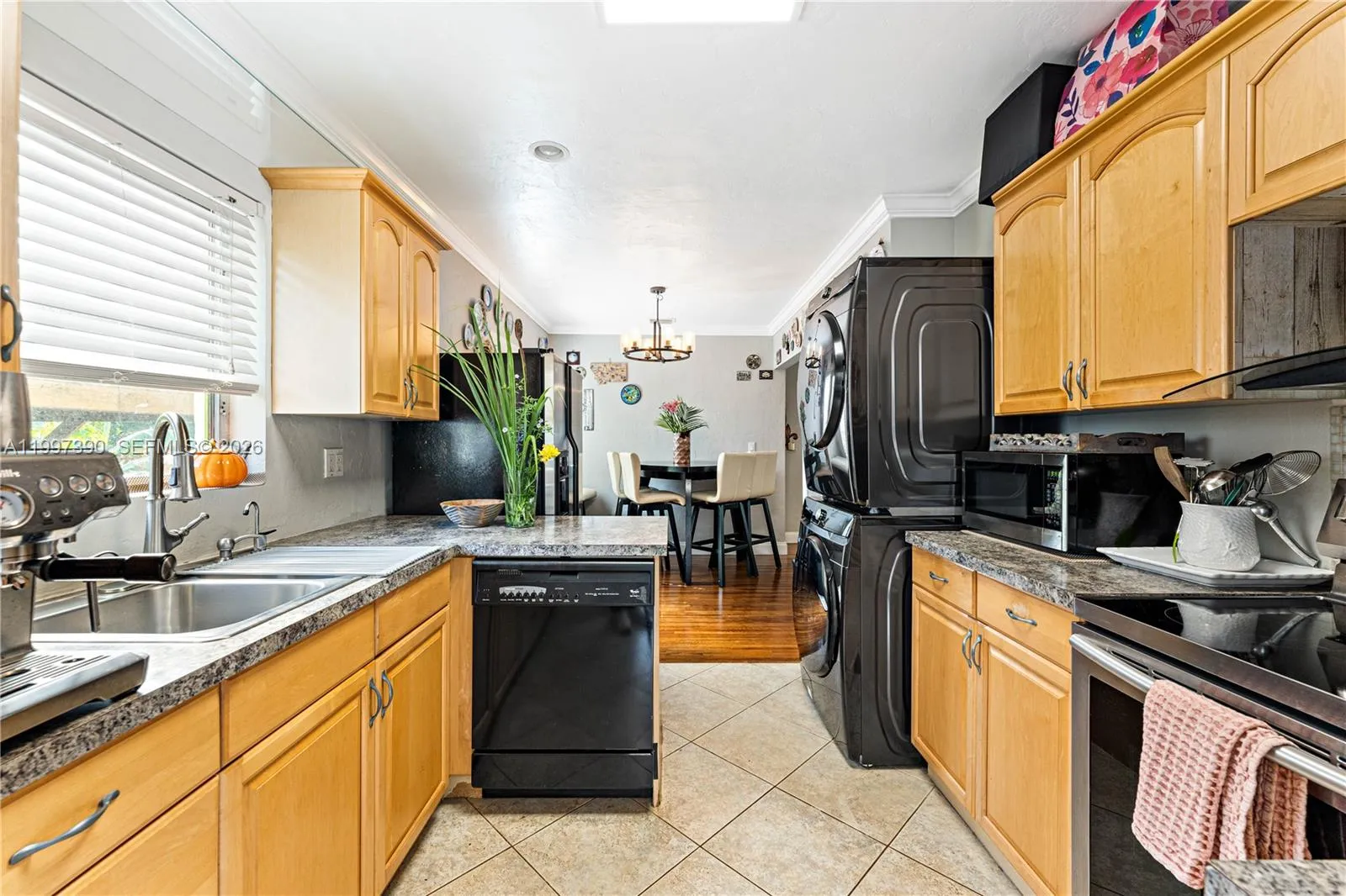 1601 N 16th Ct, Hollywood, Florida 33020, Hollywood, Florida 33020, 2 Bedrooms Bedrooms, ,1 BathroomBathrooms,Residential,For Sale,1601 N 16th Ct, Hollywood, Florida 33020,A11997390
