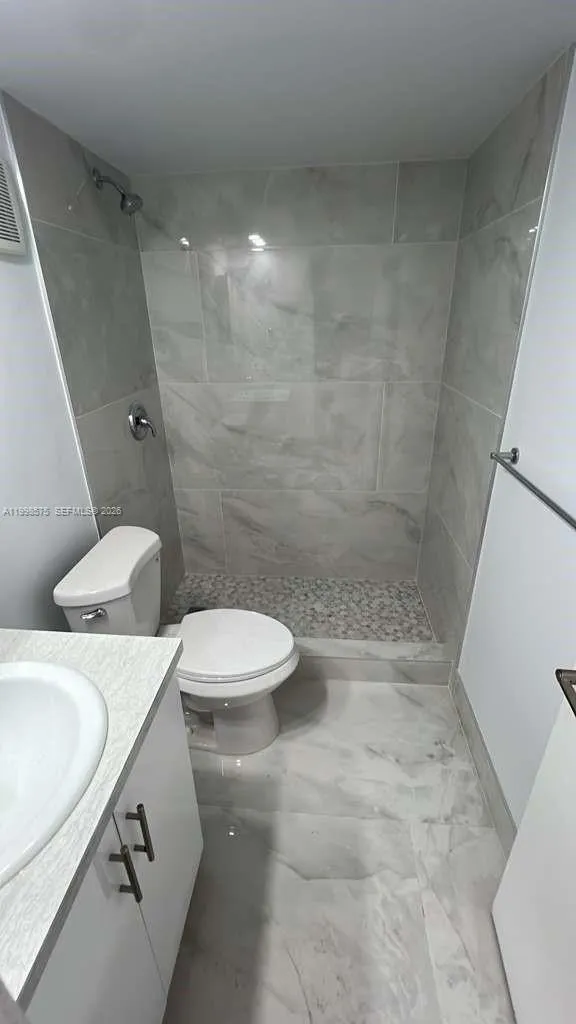 4480 Palm Ave 402, Hialeah, Florida 33012, Hialeah, Florida 33012, 2 Bedrooms Bedrooms, ,1 BathroomBathrooms,Residential Lease,For Rent,4480 Palm Ave 402, Hialeah, Florida 33012,A11998575