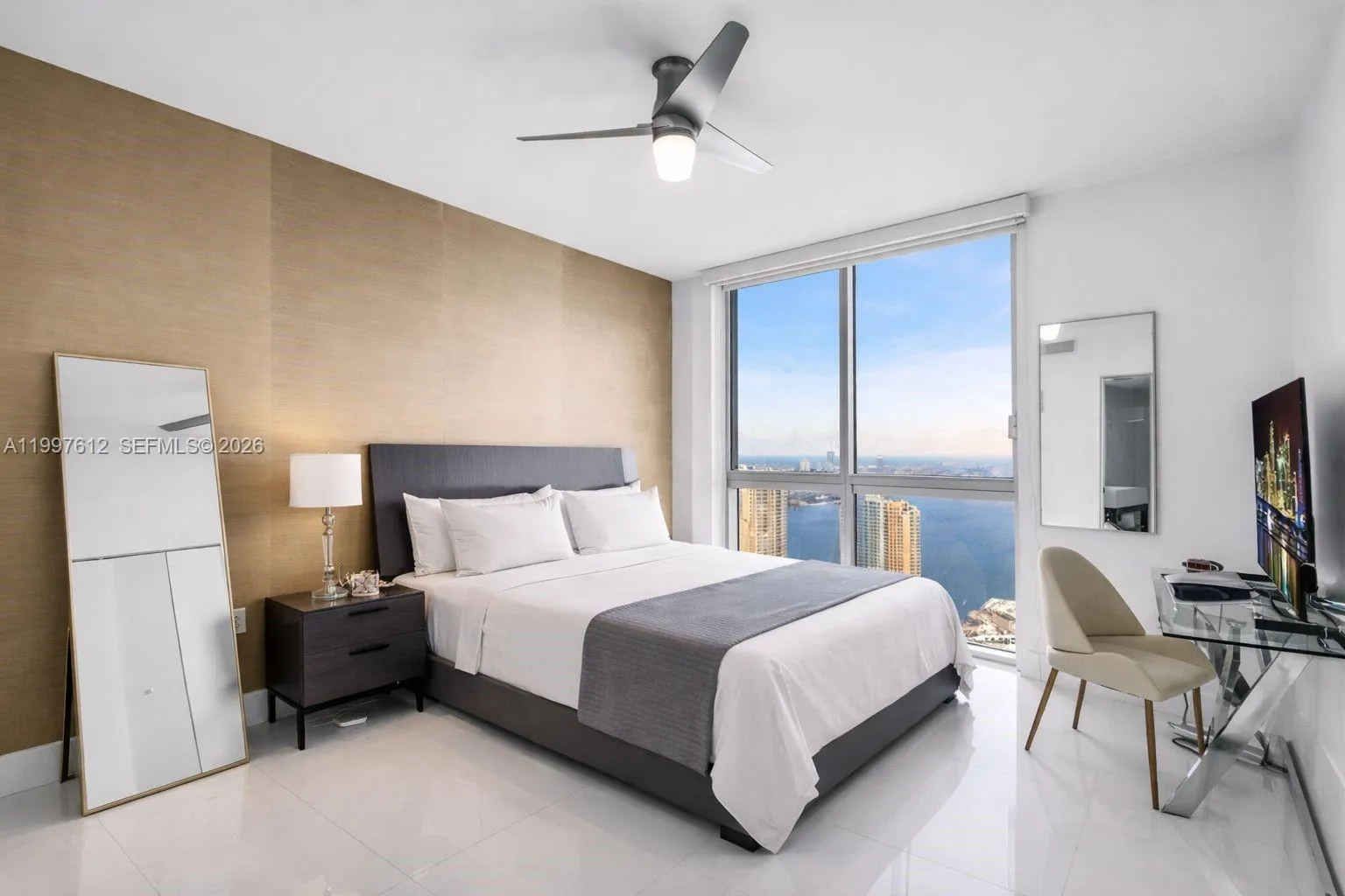 495 Brickell Ave 5301, Miami, Florida 33131, Miami, Florida 33131, 3 Bedrooms Bedrooms, ,2 BathroomsBathrooms,Residential Lease,For Rent,495 Brickell Ave 5301, Miami, Florida 33131,A11997612