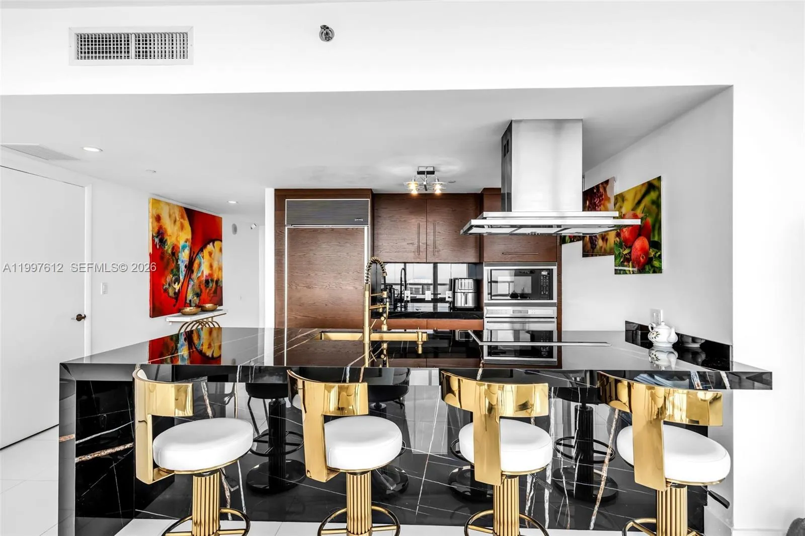 495 Brickell Ave 5301, Miami, Florida 33131, Miami, Florida 33131, 3 Bedrooms Bedrooms, ,2 BathroomsBathrooms,Residential Lease,For Rent,495 Brickell Ave 5301, Miami, Florida 33131,A11997612