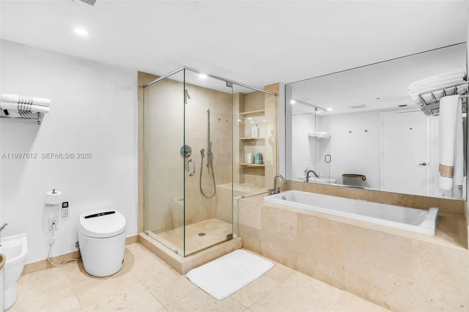 495 Brickell Ave 5301, Miami, Florida 33131, Miami, Florida 33131, 3 Bedrooms Bedrooms, ,2 BathroomsBathrooms,Residential Lease,For Rent,495 Brickell Ave 5301, Miami, Florida 33131,A11997612