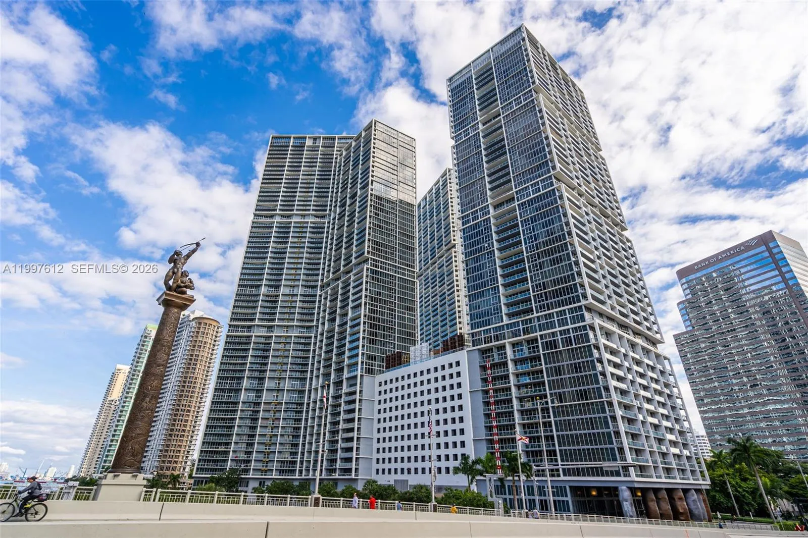 495 Brickell Ave 5301, Miami, Florida 33131, Miami, Florida 33131, 3 Bedrooms Bedrooms, ,2 BathroomsBathrooms,Residential Lease,For Rent,495 Brickell Ave 5301, Miami, Florida 33131,A11997612