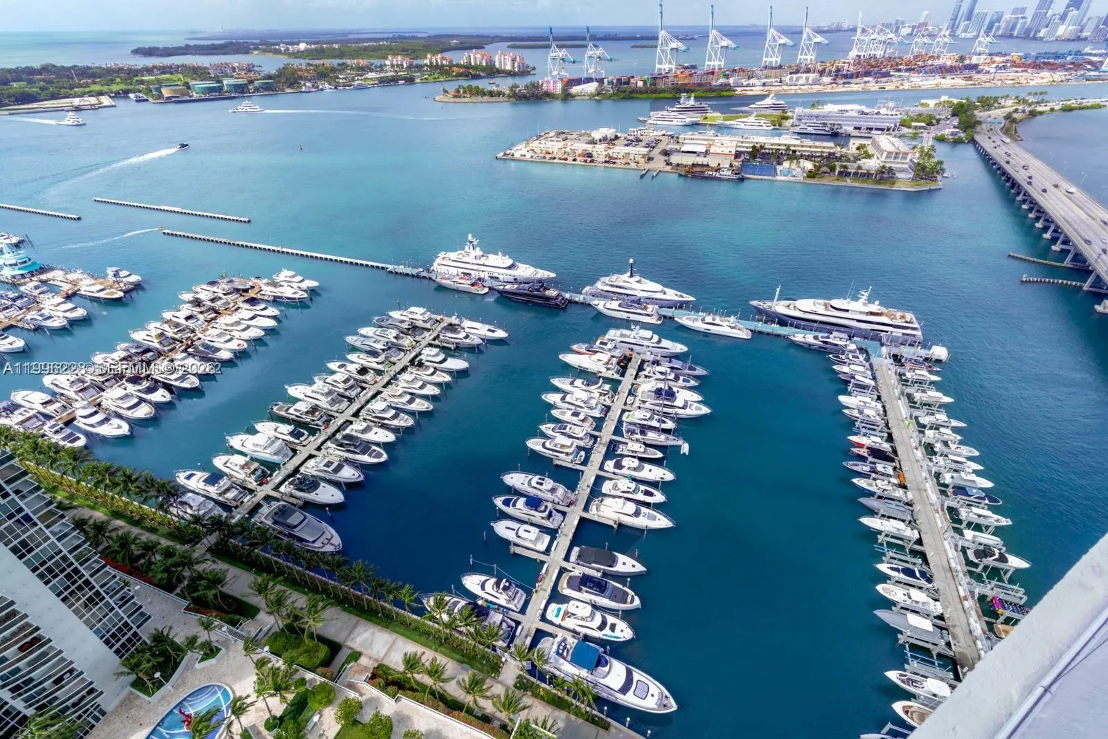450 Alton Rd 3303, Miami Beach, Florida 33139, Miami Beach, Florida 33139, 2 Bedrooms Bedrooms, ,3 BathroomsBathrooms,Residential,For Sale,450 Alton Rd 3303, Miami Beach, Florida 33139,A11996228