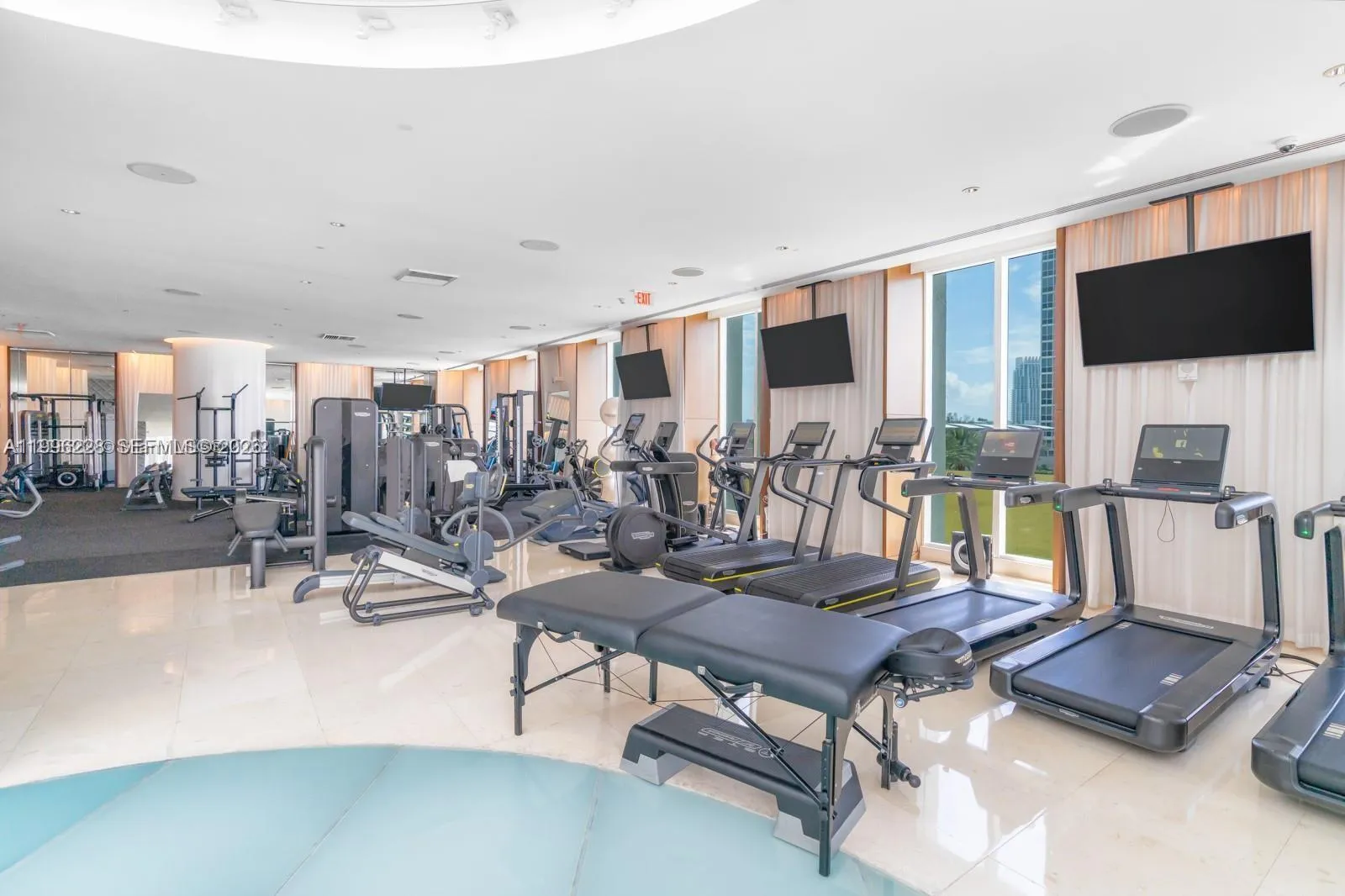 450 Alton Rd 3303, Miami Beach, Florida 33139, Miami Beach, Florida 33139, 2 Bedrooms Bedrooms, ,3 BathroomsBathrooms,Residential,For Sale,450 Alton Rd 3303, Miami Beach, Florida 33139,A11996228