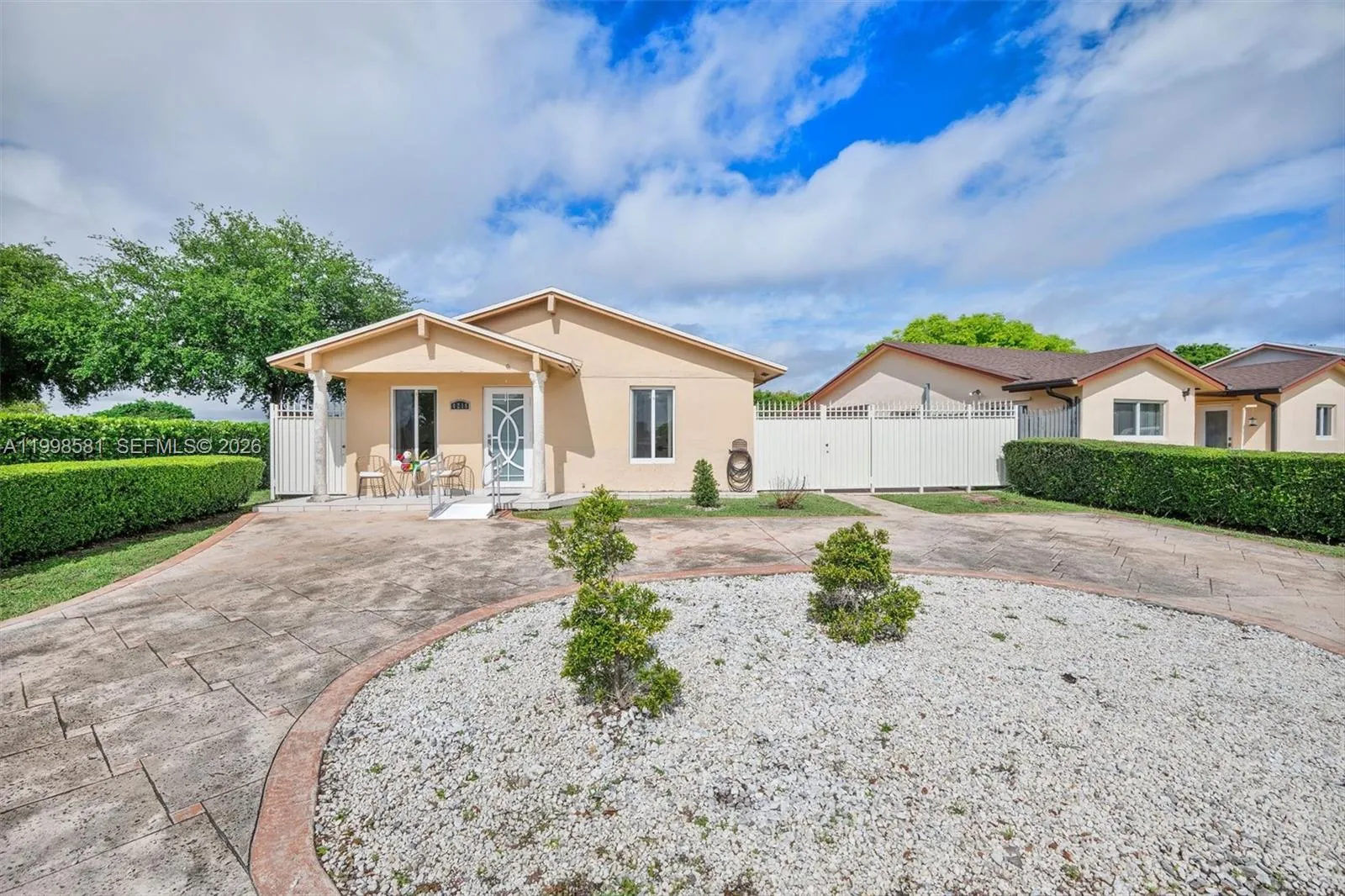 4218 Sw 138th Ct, Miami, Florida 33175, Miami, Florida 33175, 3 Bedrooms Bedrooms, ,3 BathroomsBathrooms,Residential,For Sale,4218 Sw 138th Ct, Miami, Florida 33175,A11998581