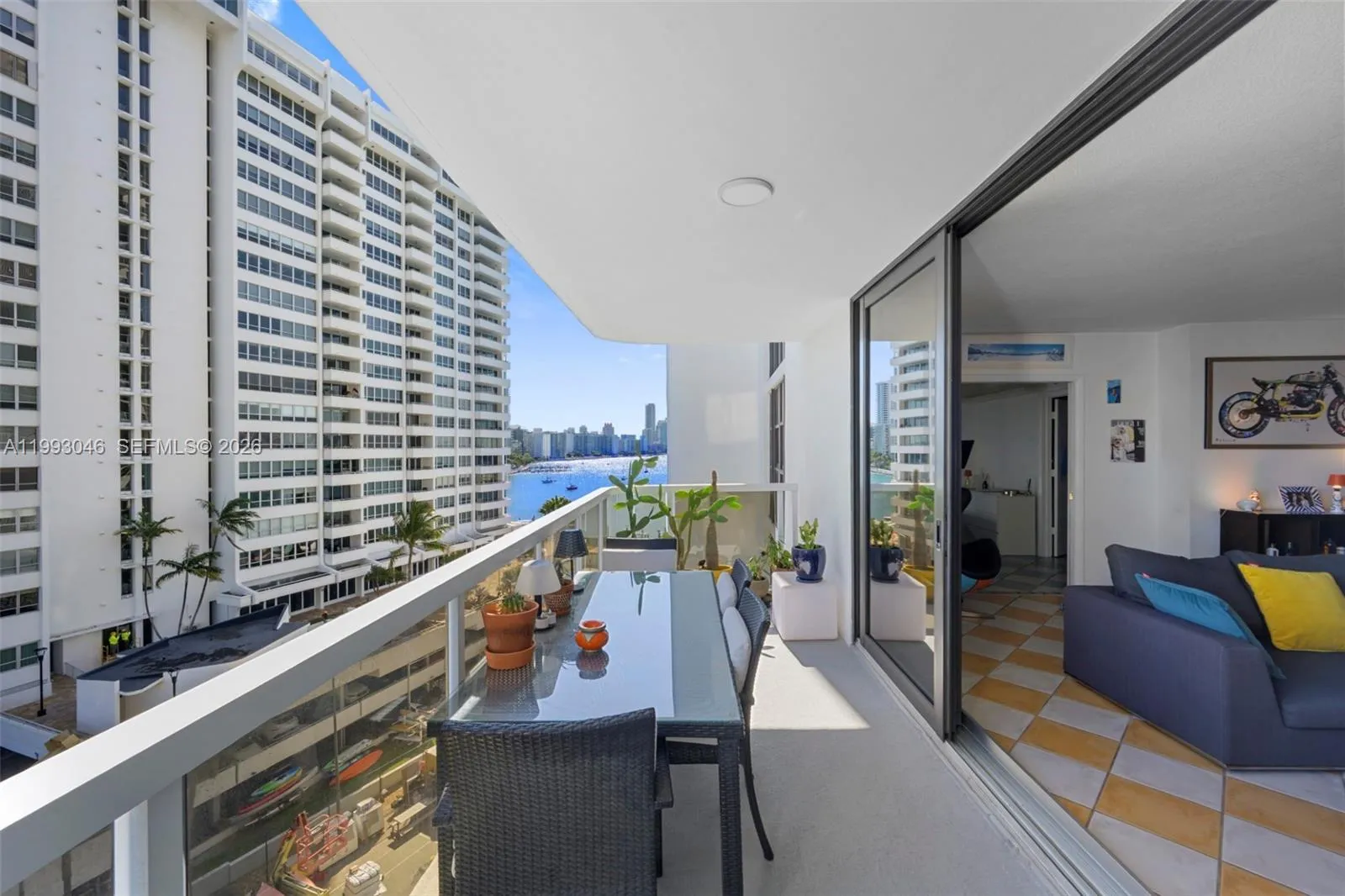 9 Island Ave 810, Miami Beach, Florida 33139, Miami Beach, Florida 33139, 2 Bedrooms Bedrooms, ,2 BathroomsBathrooms,Residential,For Sale,9 Island Ave 810, Miami Beach, Florida 33139,A11993046