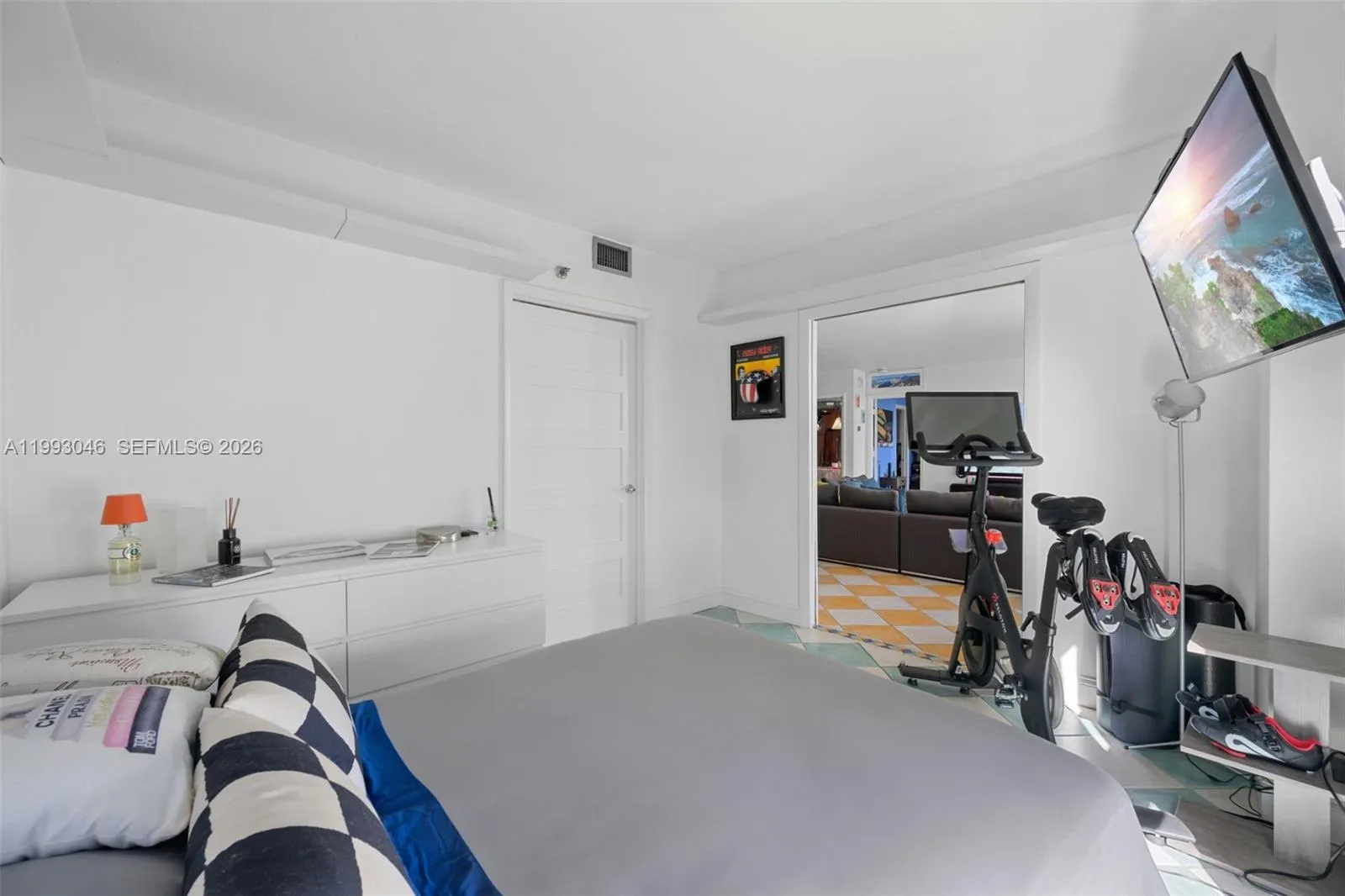 9 Island Ave 810, Miami Beach, Florida 33139, Miami Beach, Florida 33139, 2 Bedrooms Bedrooms, ,2 BathroomsBathrooms,Residential,For Sale,9 Island Ave 810, Miami Beach, Florida 33139,A11993046