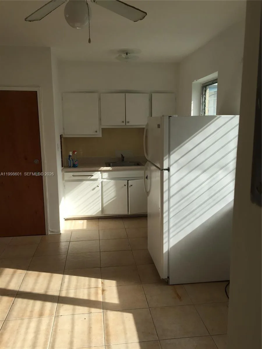 4740 Pine Tree Dr 26, Miami Beach, Florida 33140, Miami Beach, Florida 33140, 1 Bedroom Bedrooms, ,1 BathroomBathrooms,Residential,For Sale,4740 Pine Tree Dr 26, Miami Beach, Florida 33140,A11998601