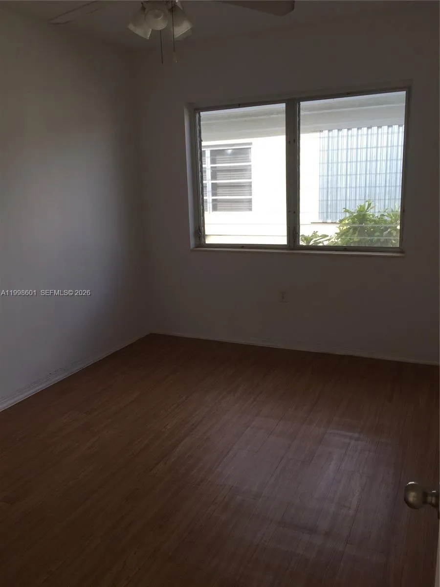 4740 Pine Tree Dr 26, Miami Beach, Florida 33140, Miami Beach, Florida 33140, 1 Bedroom Bedrooms, ,1 BathroomBathrooms,Residential,For Sale,4740 Pine Tree Dr 26, Miami Beach, Florida 33140,A11998601