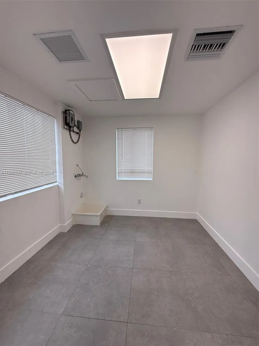 2196 Ali Baba Ave, Opa Locka, Florida 33054, Opa Locka, Florida 33054, ,Commercial Lease,For Rent,2196 Ali Baba Ave, Opa Locka, Florida 33054,A11998287