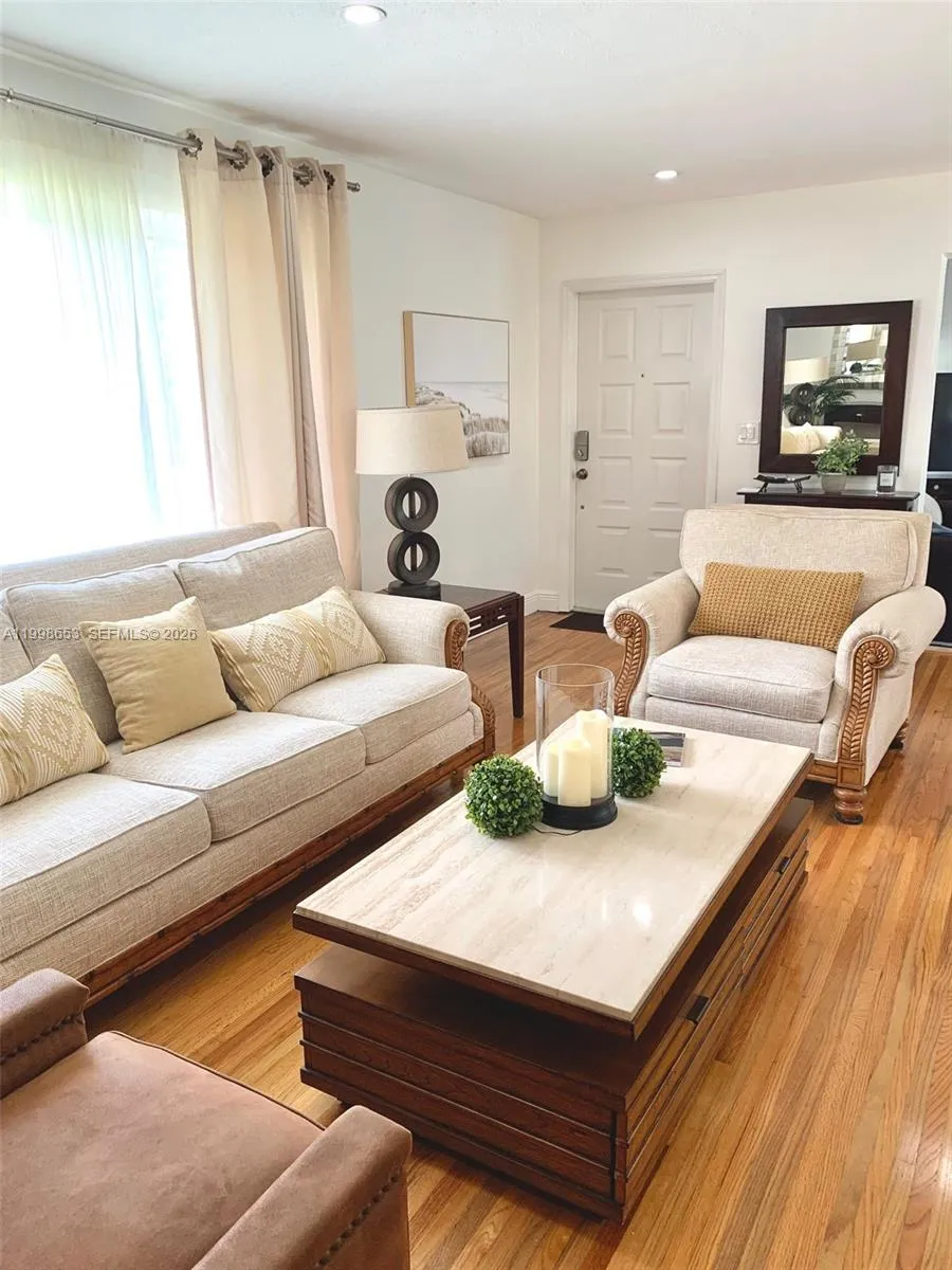 411 Alesio Ave, Coral Gables, Florida 33134, Coral Gables, Florida 33134, 3 Bedrooms Bedrooms, ,2 BathroomsBathrooms,Residential Lease,For Rent,411 Alesio Ave, Coral Gables, Florida 33134,A11998653