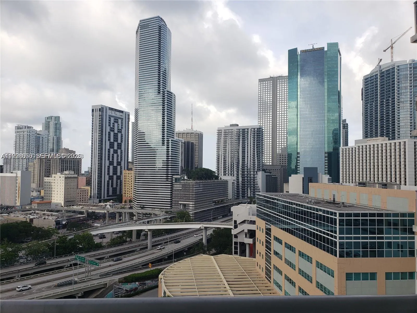 350 S Miami Ave 1605, Miami, Florida 33130, Miami, Florida 33130, 2 Bedrooms Bedrooms, ,2 BathroomsBathrooms,Residential Lease,For Rent,350 S Miami Ave 1605, Miami, Florida 33130,A11998656