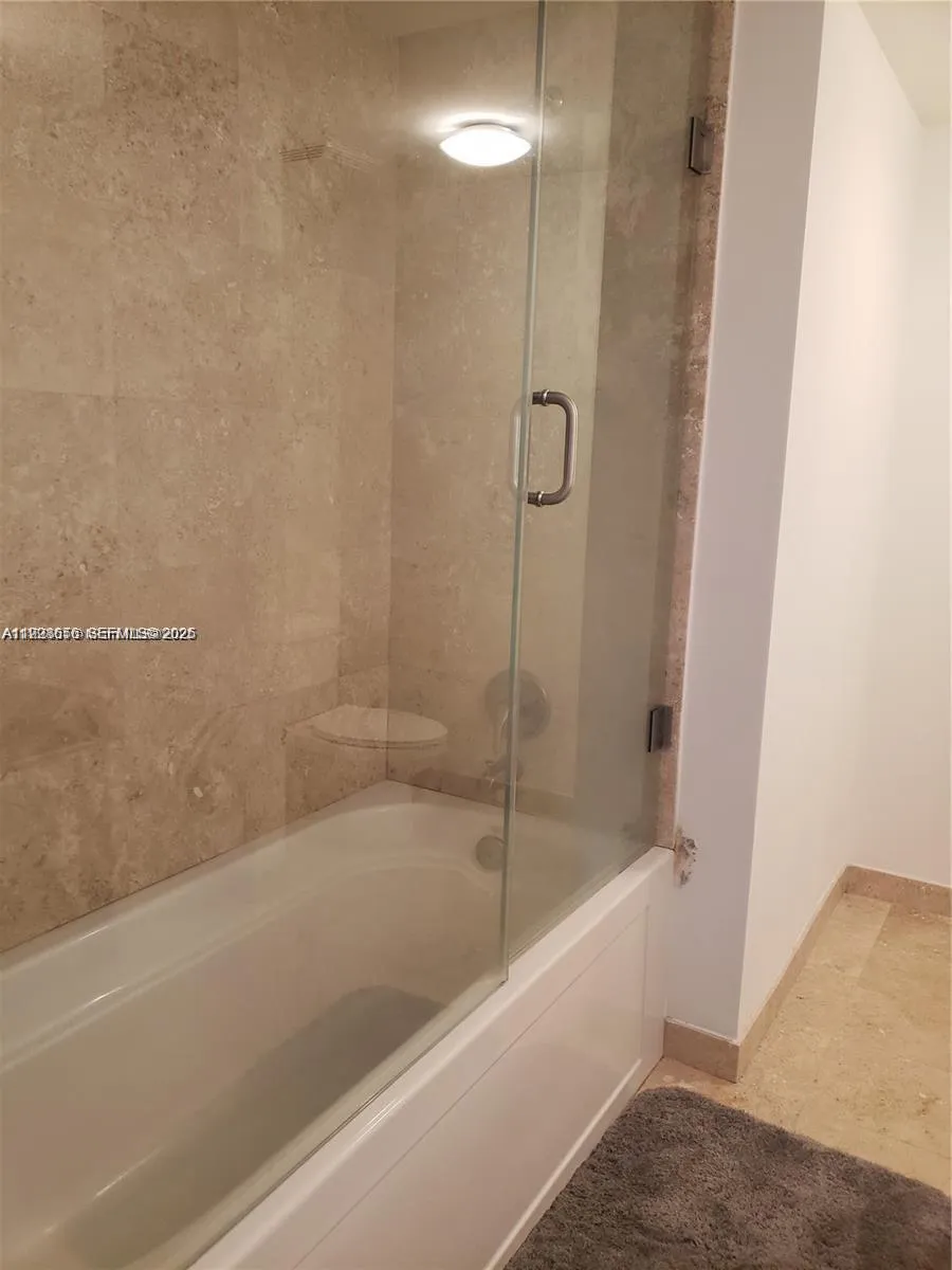 350 S Miami Ave 1605, Miami, Florida 33130, Miami, Florida 33130, 2 Bedrooms Bedrooms, ,2 BathroomsBathrooms,Residential Lease,For Rent,350 S Miami Ave 1605, Miami, Florida 33130,A11998656