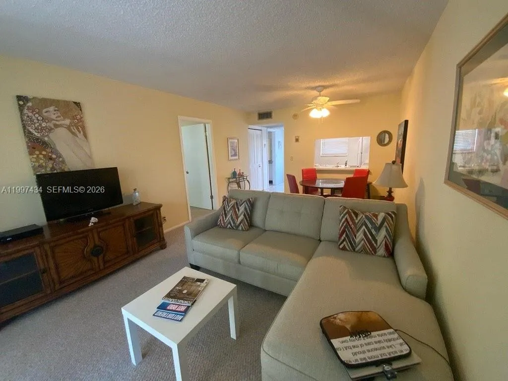 9311 Orange Grove Dr 405, Davie, Florida 33324, Davie, Florida 33324, 1 Bedroom Bedrooms, ,1 BathroomBathrooms,Residential,For Sale,9311 Orange Grove Dr 405, Davie, Florida 33324,A11997434