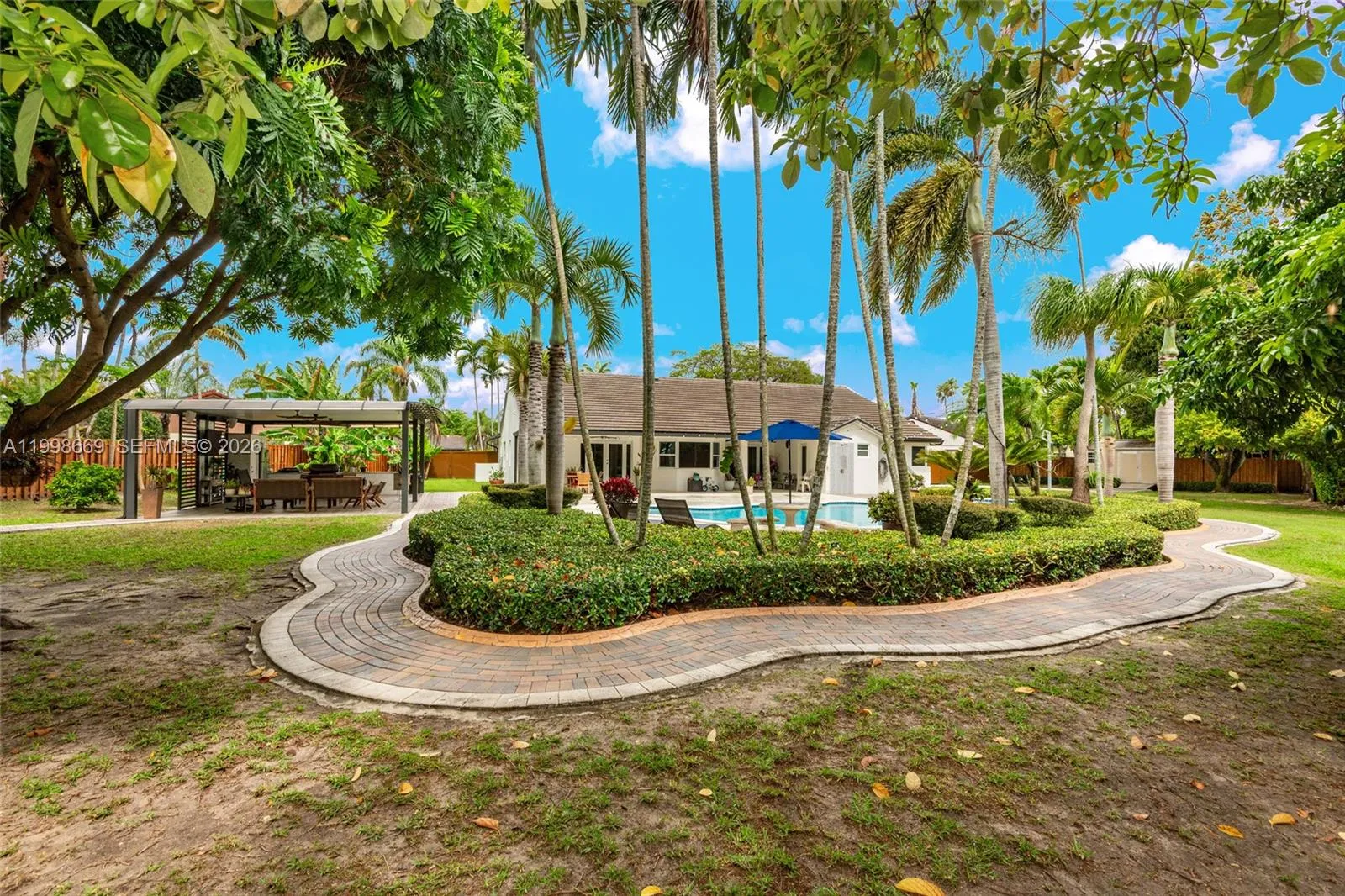 Miami, Florida 33196, Miami, Florida 33196, 4 Bedrooms Bedrooms, ,2 BathroomsBathrooms,Residential,For Sale, Miami, Florida 33196,A11998669