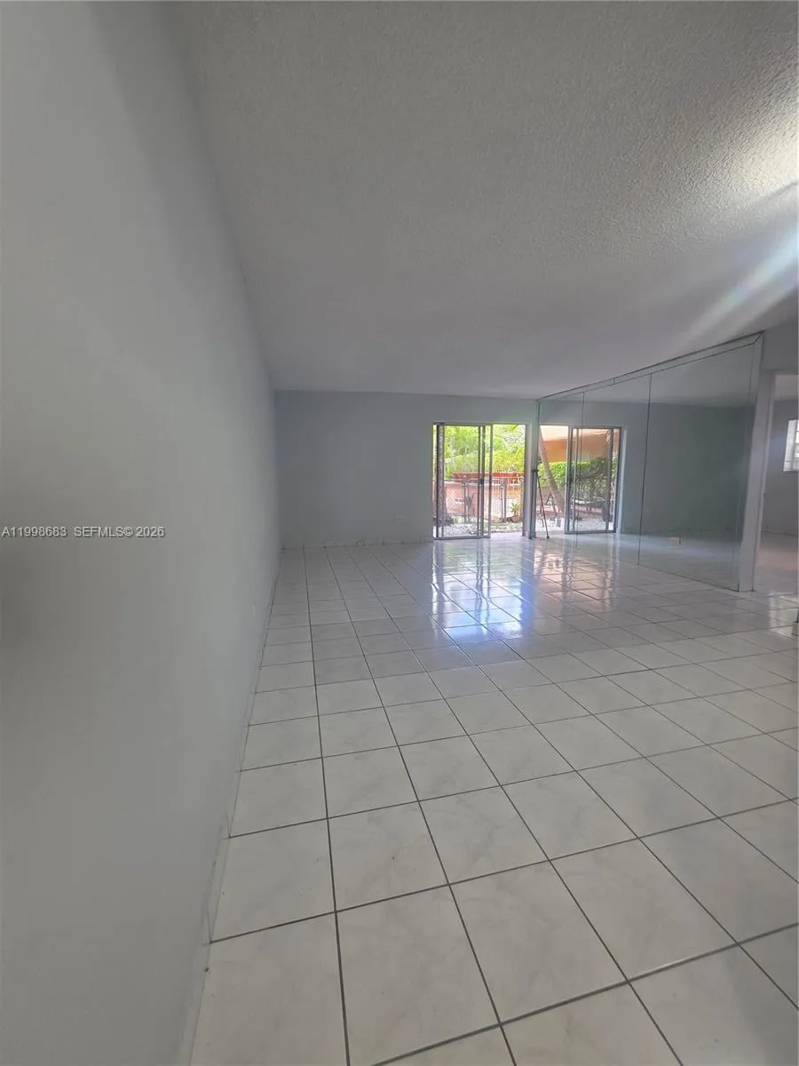 8101 Sw 73rd Ave 1, Miami, Florida 33143, Miami, Florida 33143, 2 Bedrooms Bedrooms, ,2 BathroomsBathrooms,Residential Lease,For Rent,8101 Sw 73rd Ave 1, Miami, Florida 33143,A11998683