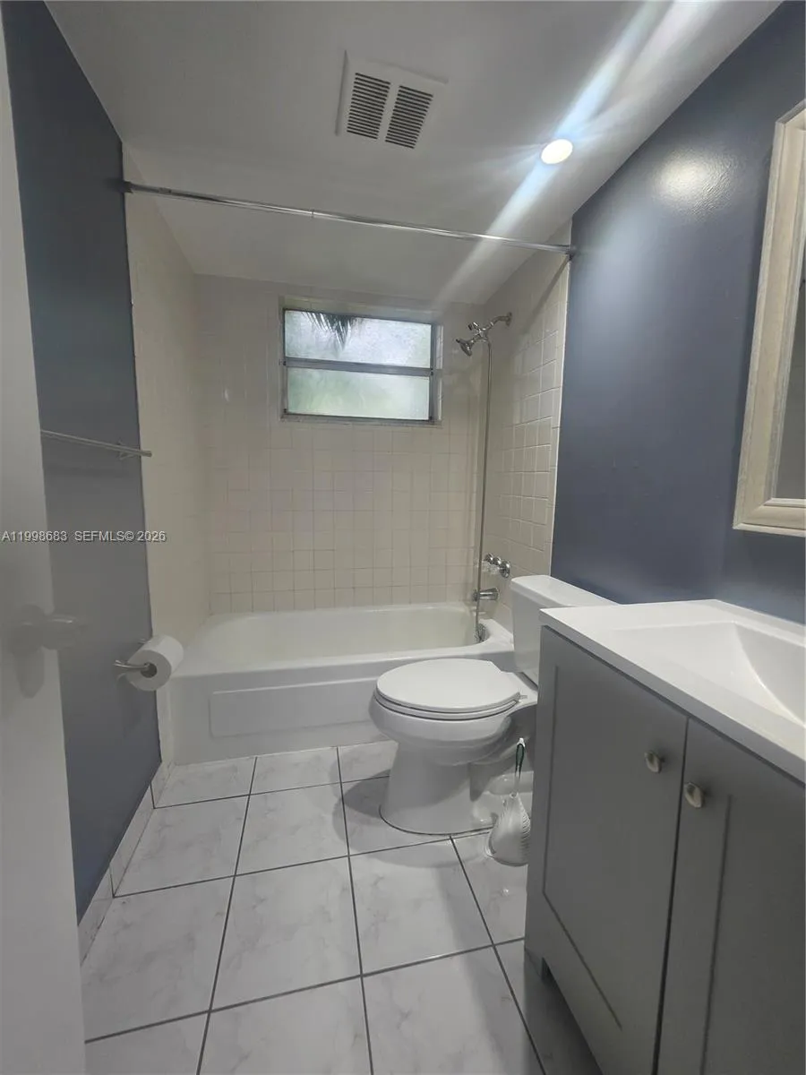 8101 Sw 73rd Ave 1, Miami, Florida 33143, Miami, Florida 33143, 2 Bedrooms Bedrooms, ,2 BathroomsBathrooms,Residential Lease,For Rent,8101 Sw 73rd Ave 1, Miami, Florida 33143,A11998683