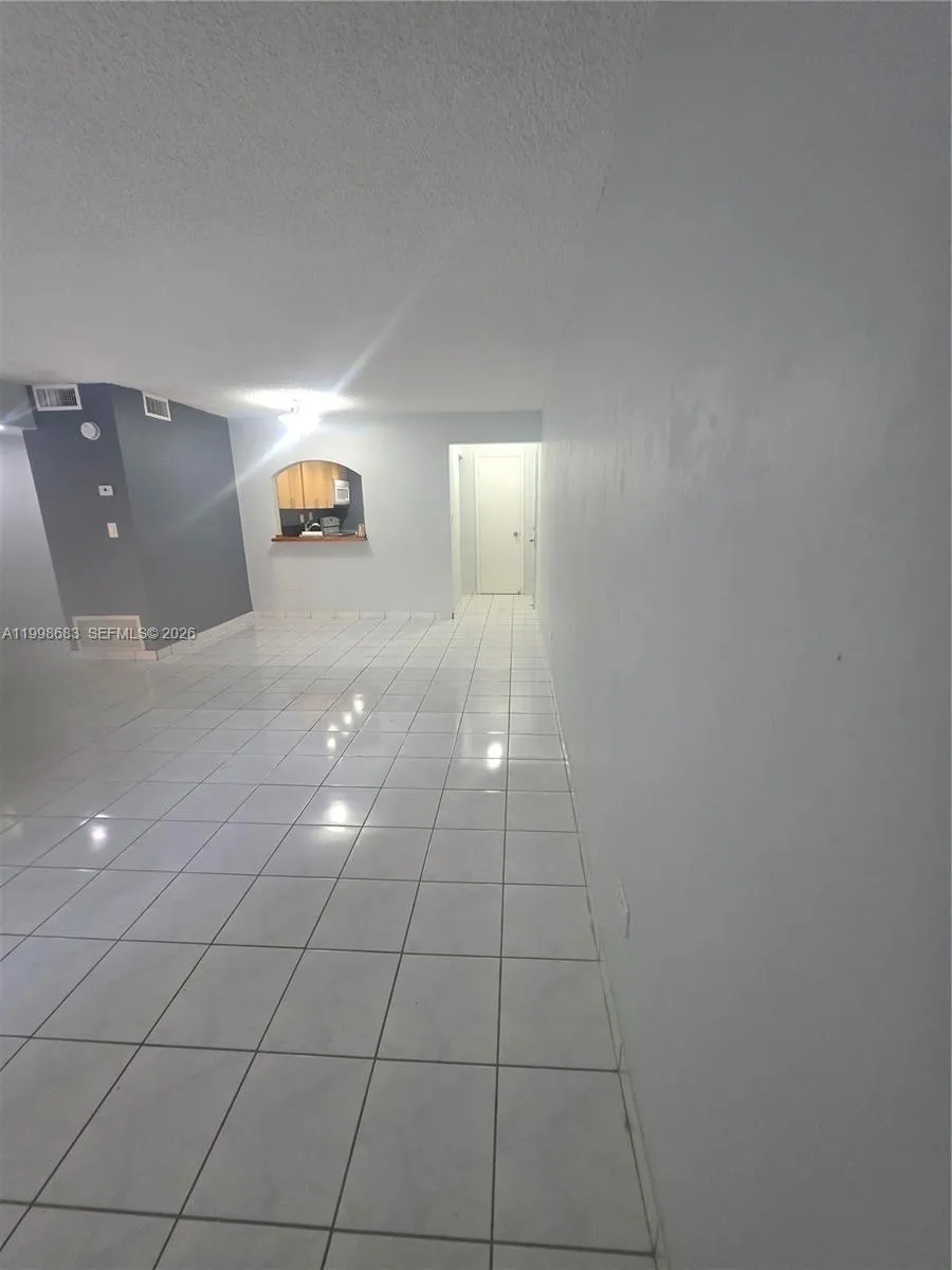 8101 Sw 73rd Ave 1, Miami, Florida 33143, Miami, Florida 33143, 2 Bedrooms Bedrooms, ,2 BathroomsBathrooms,Residential Lease,For Rent,8101 Sw 73rd Ave 1, Miami, Florida 33143,A11998683