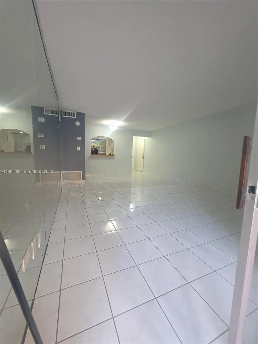 8101 Sw 73rd Ave 1, Miami, Florida 33143, Miami, Florida 33143, 2 Bedrooms Bedrooms, ,2 BathroomsBathrooms,Residential Lease,For Rent,8101 Sw 73rd Ave 1, Miami, Florida 33143,A11998683
