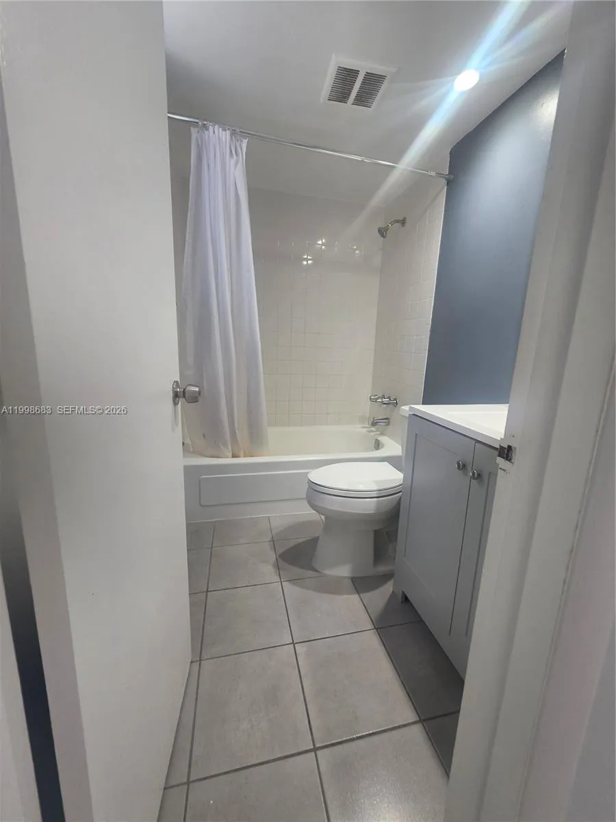 8101 Sw 73rd Ave 1, Miami, Florida 33143, Miami, Florida 33143, 2 Bedrooms Bedrooms, ,2 BathroomsBathrooms,Residential Lease,For Rent,8101 Sw 73rd Ave 1, Miami, Florida 33143,A11998683