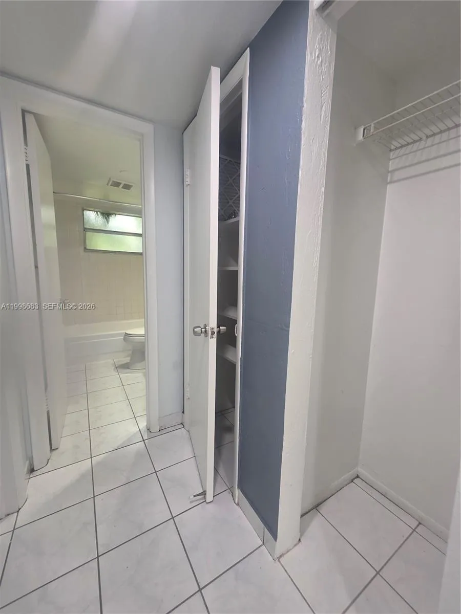 8101 Sw 73rd Ave 1, Miami, Florida 33143, Miami, Florida 33143, 2 Bedrooms Bedrooms, ,2 BathroomsBathrooms,Residential Lease,For Rent,8101 Sw 73rd Ave 1, Miami, Florida 33143,A11998683