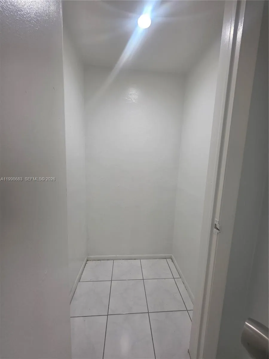 8101 Sw 73rd Ave 1, Miami, Florida 33143, Miami, Florida 33143, 2 Bedrooms Bedrooms, ,2 BathroomsBathrooms,Residential Lease,For Rent,8101 Sw 73rd Ave 1, Miami, Florida 33143,A11998683
