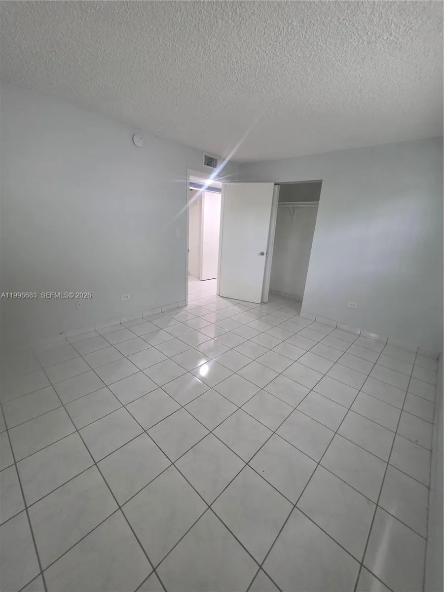 8101 Sw 73rd Ave 1, Miami, Florida 33143, Miami, Florida 33143, 2 Bedrooms Bedrooms, ,2 BathroomsBathrooms,Residential Lease,For Rent,8101 Sw 73rd Ave 1, Miami, Florida 33143,A11998683