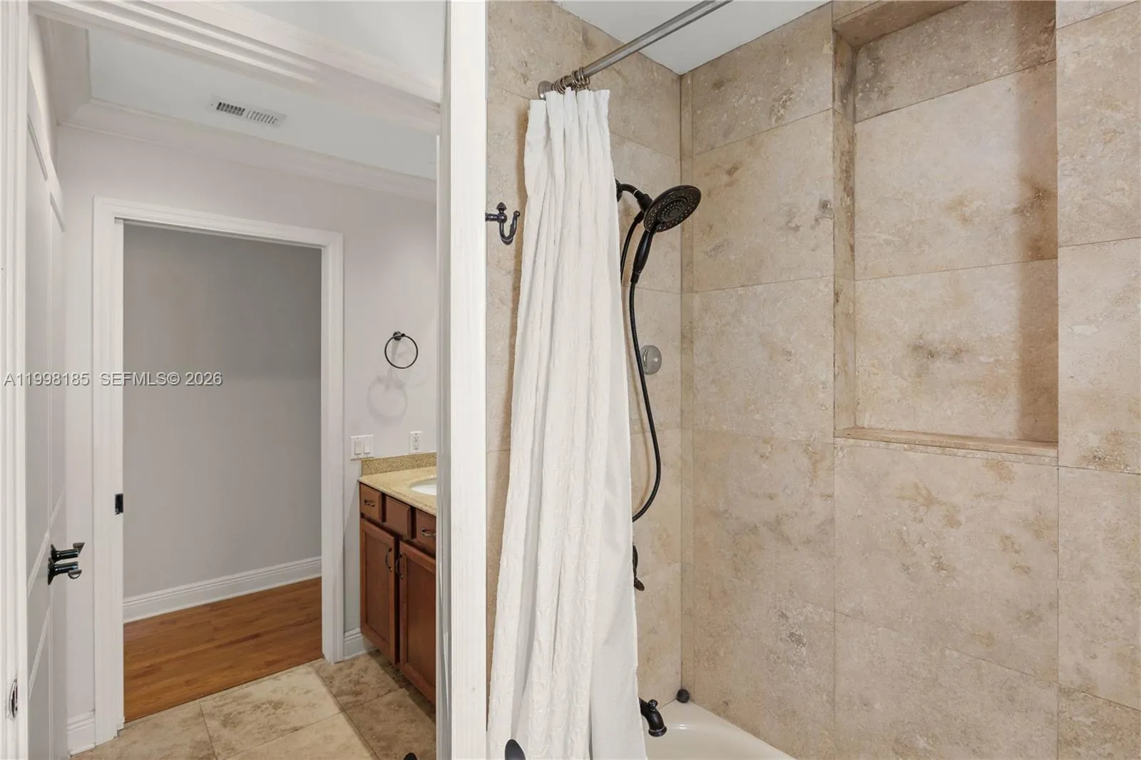 1428 Medina Ave, Coral Gables, Florida 33134, Coral Gables, Florida 33134, 3 Bedrooms Bedrooms, ,3 BathroomsBathrooms,Residential Lease,For Rent,1428 Medina Ave, Coral Gables, Florida 33134,A11998185