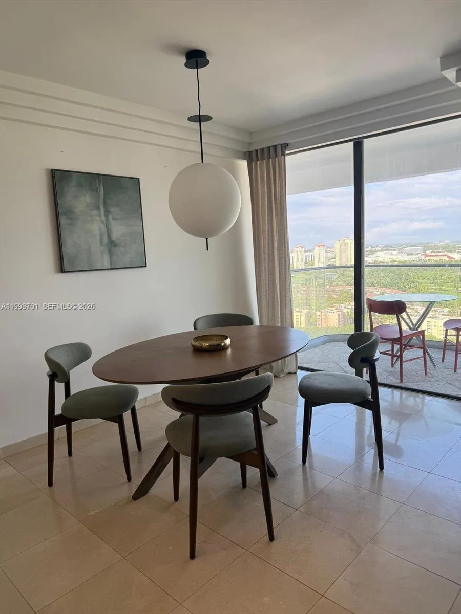 19707 Turnberry Way 28c, Aventura, Florida 33180, Aventura, Florida 33180, 1 Bedroom Bedrooms, ,1 BathroomBathrooms,Residential Lease,For Rent,19707 Turnberry Way 28c, Aventura, Florida 33180,A11998701