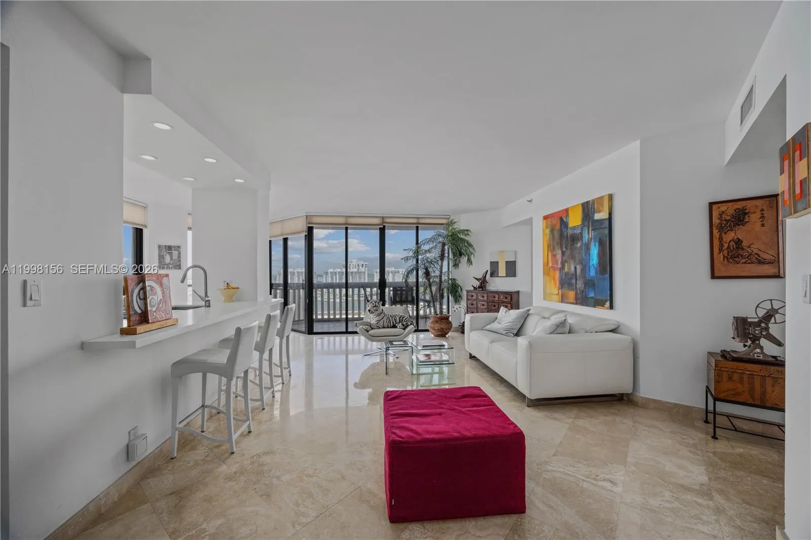 1000 W Island Blvd 1910, Aventura, Florida 33160, Aventura, Florida 33160, 2 Bedrooms Bedrooms, ,2 BathroomsBathrooms,Residential,For Sale,1000 W Island Blvd 1910, Aventura, Florida 33160,A11998156
