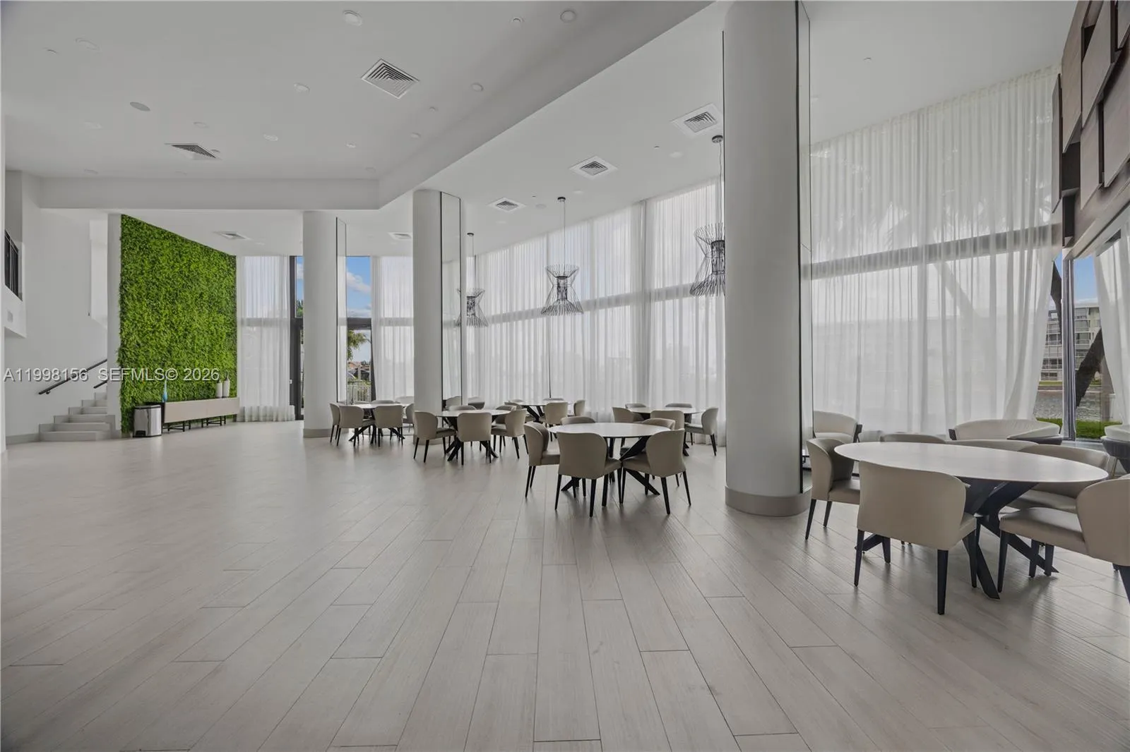 club / party room