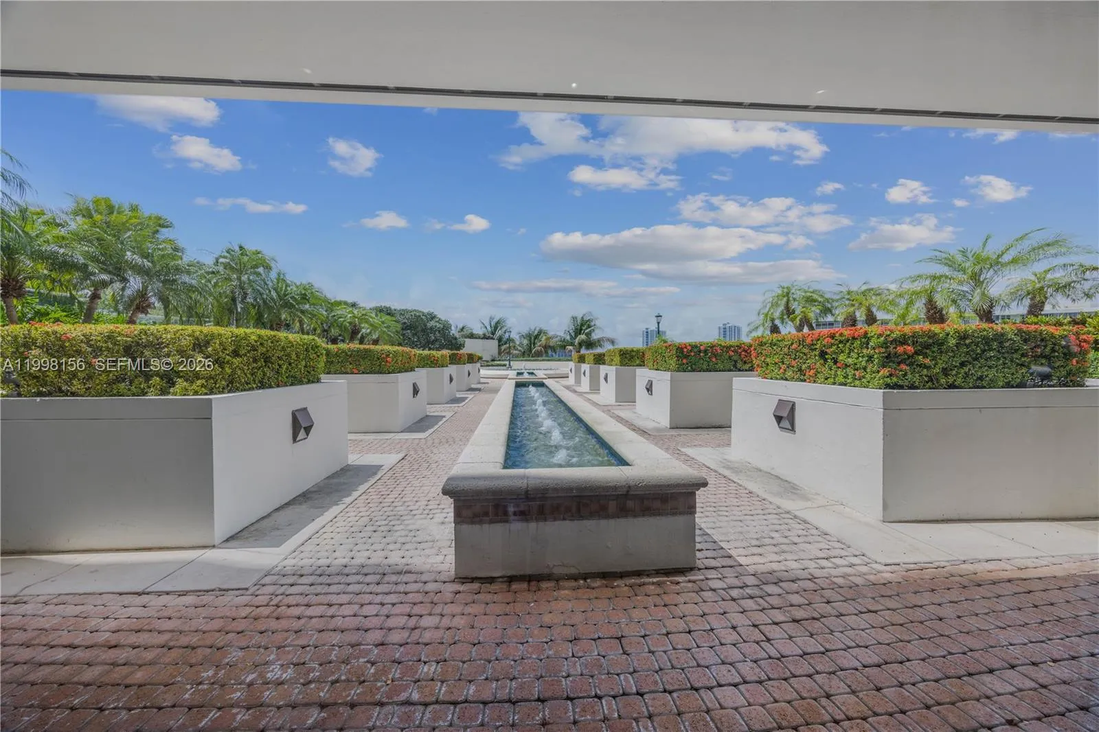 1000 W Island Blvd 1910, Aventura, Florida 33160, Aventura, Florida 33160, 2 Bedrooms Bedrooms, ,2 BathroomsBathrooms,Residential,For Sale,1000 W Island Blvd 1910, Aventura, Florida 33160,A11998156