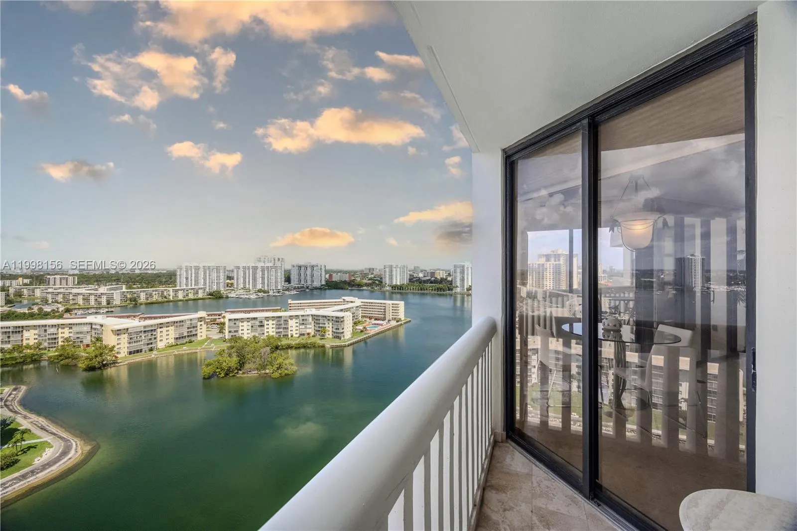 1000 W Island Blvd 1910, Aventura, Florida 33160, Aventura, Florida 33160, 2 Bedrooms Bedrooms, ,2 BathroomsBathrooms,Residential,For Sale,1000 W Island Blvd 1910, Aventura, Florida 33160,A11998156