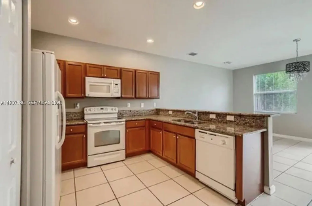 9125 Sw 227th St 1, Cutler Bay, Florida 33190, Cutler Bay, Florida 33190, 2 Bedrooms Bedrooms, ,2 BathroomsBathrooms,Residential Lease,For Rent,9125 Sw 227th St 1, Cutler Bay, Florida 33190,A11997186